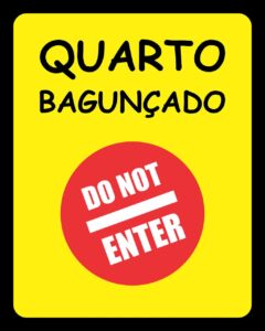 Quarto Bagunçado_Easy-Resize.com